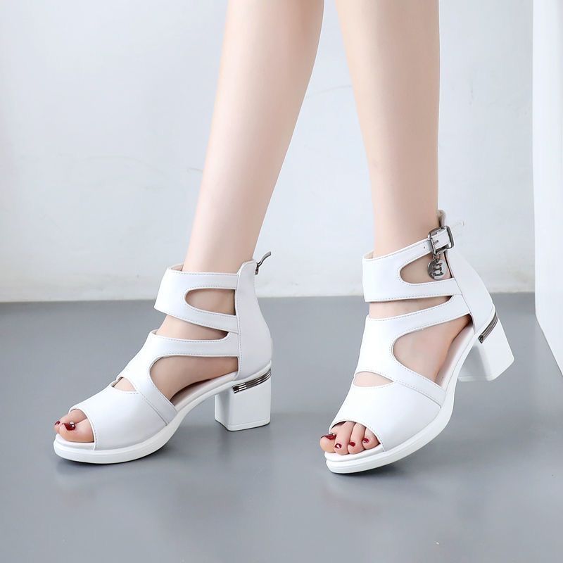 💝👡【35-41】Sandale goale cu talpă înaltă, la modă, 2025, cu toc gros pentru mers ușor