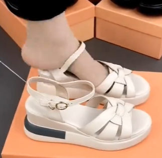 👍👍【35-40】 Sandale noi de vară pentru femei cu platformă, ✨stil casual și confortabil