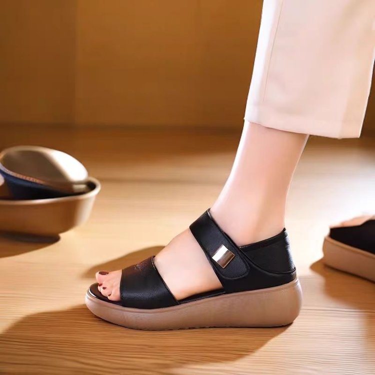 🔥🥰【35-40】 nove ležerne sandale s neklizajućom kosom petom, mekim potplatom