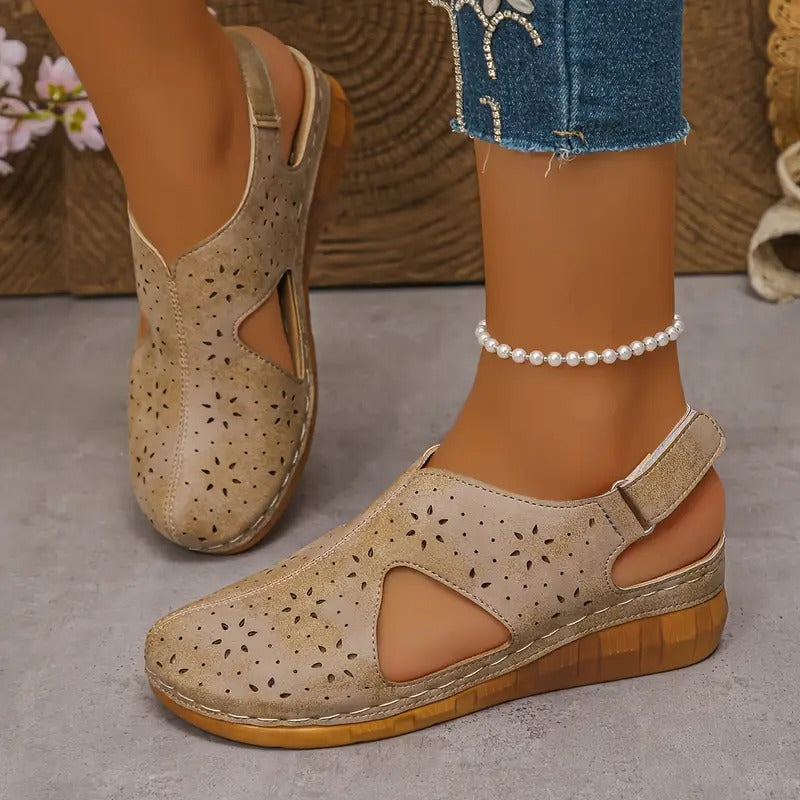 【36-43】Sandale na platformu s izrezima