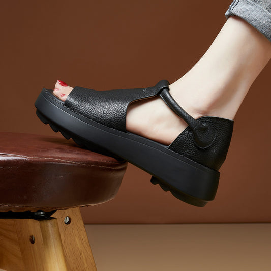 🔥👡【35-40】Rimske sandale od prave kože s uskim uzorkom, debeli potplat, retro stil, novi stil za ljeto 2025.