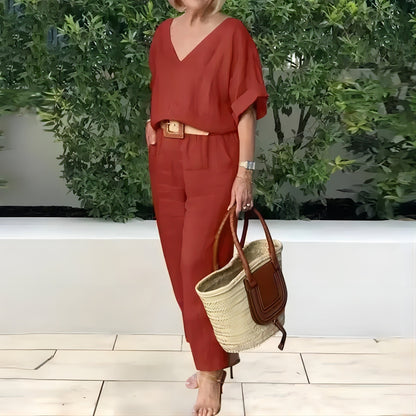Elegantni ženski set od lana i pamuka: široka bluza s V-izrezom i duge hlače, mekan, prozračan i hladan materijal