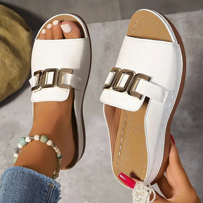 🔥 👡Modne i swobodne sandały na platformie z metalową klamrą