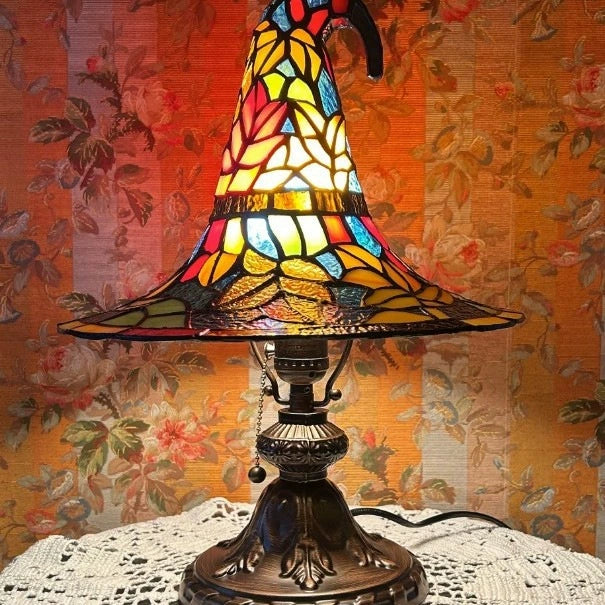 🔮💡Stolna lampa u retro stilu s šarenim smolastim šeširom za vještice, izvrstan predmet za uređenje doma