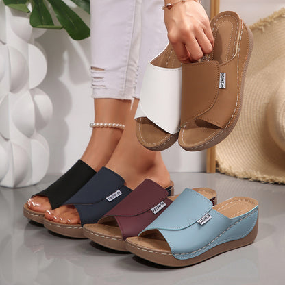 🔥👡【36-43】 Μοδάτα γυναικεία δερμάτινα σανδάλια 2025, μαλακή και χοντρή σόλα