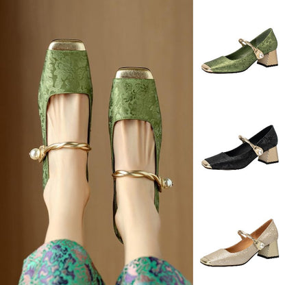 🔥Promoție limitată în timp💥【35-39】✨Pantofi retro la modă cu broderie florală, model nou 2025👡