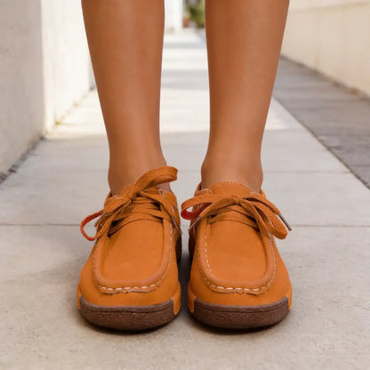 Nuevas zapatillas de cuero con cordones para el tiempo libre del año 2026.
