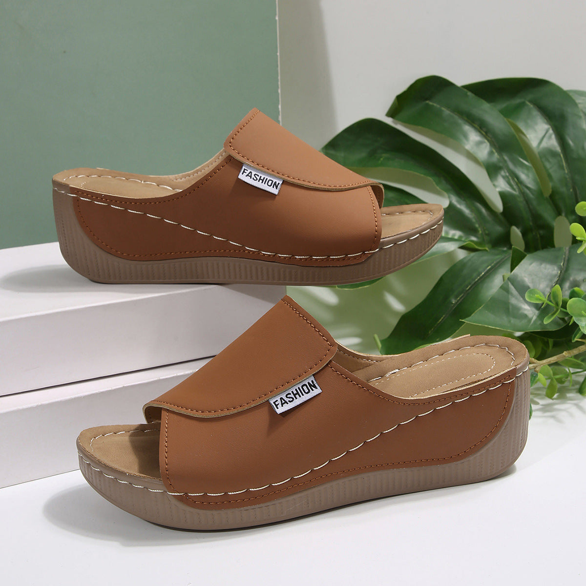 🔥👡【36-43】Sandalias de mujer modernas fabricadas en piel auténtica con suela suave y gruesa del año 2025.