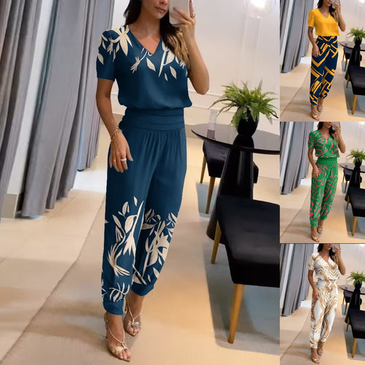 🥰【Top+Pantaloni】 Costum casual de dama din doua piese cu modelSet din două piese de pantaloni cu mânecă scurtă cu decolteu în V imprimați pentru femei