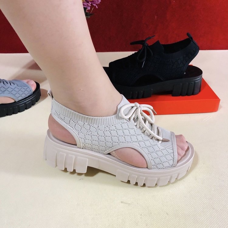 🎉👟【35-40】Sandale sport din țesătură cu muscă cu platformă în stil nou pentru femei