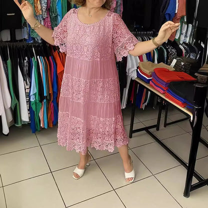 🔥【ZĽAVA 50%】✨✨✨【S-5XL】Nové tričkové šaty z roku 2026 s krátkymi rukávmi, okrúhlym výstrihom a čipkou.