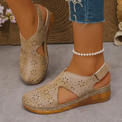 【36-43】Sandale na platformu s izrezima