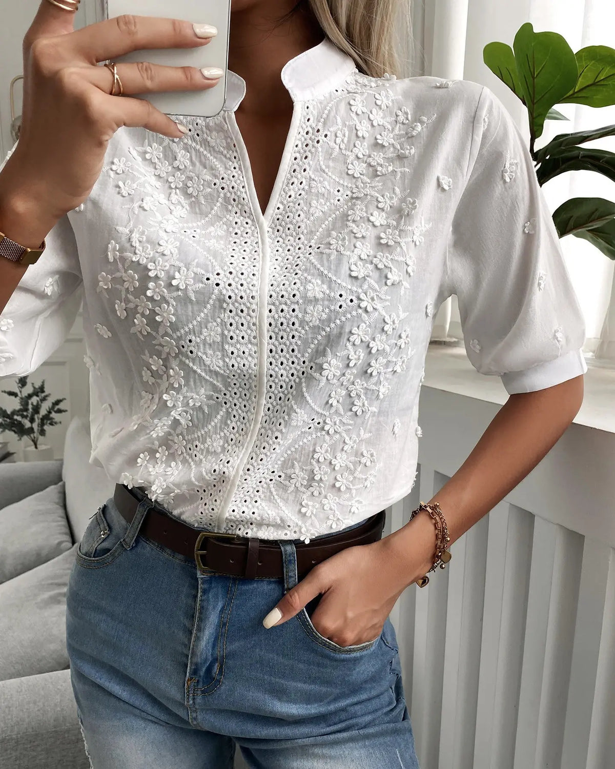 💐👏【Najprodavaniji】【S-2XL】Elegantna ženska bluza s cvjetnim uzorkom, okruglim izrezom i vezom, do pola rukava