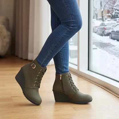 【35-42】👢 Ženske zimske gležnjače na punu petu – moderan i stabilan izbor za hladne dane