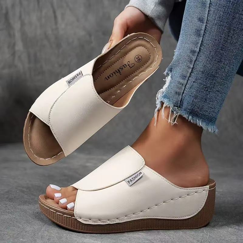 🔥👡【36-43】Sandalias de mujer modernas fabricadas en piel auténtica con suela suave y gruesa del año 2025.