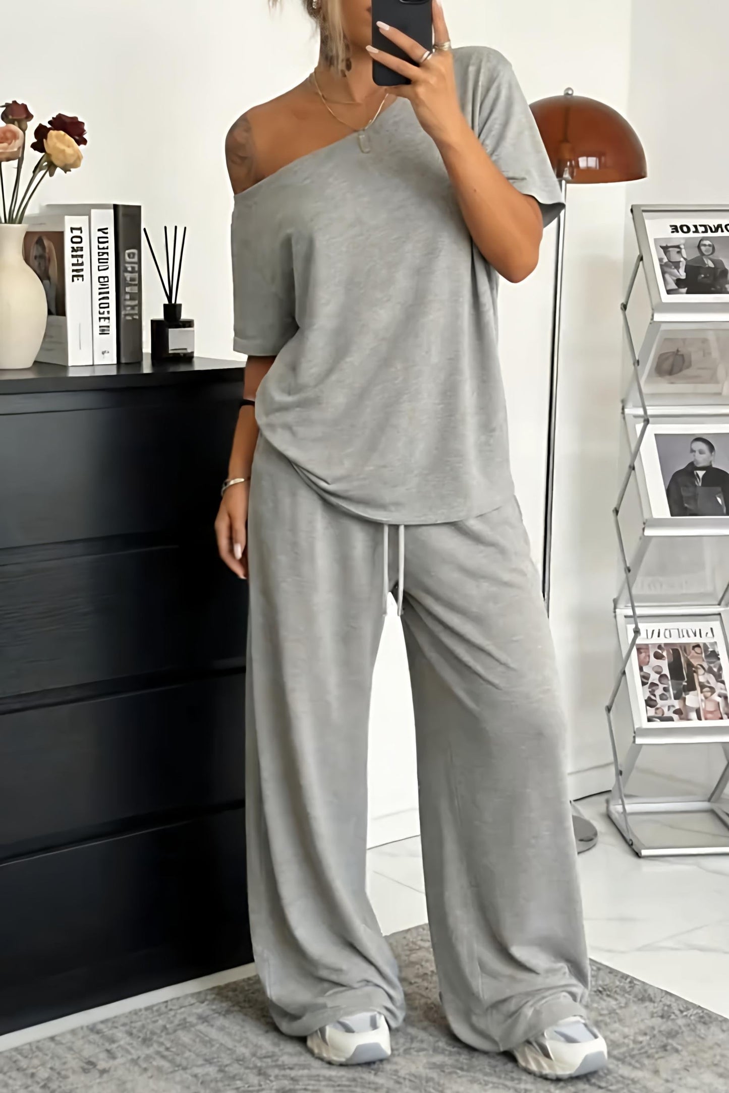 【S-5XL】Set 2026 Elegantna majica kratkih rukava s otvorenim ramenima + široke hlače s vezicama i široke cipele 😍 Neophodan ljetni komad!